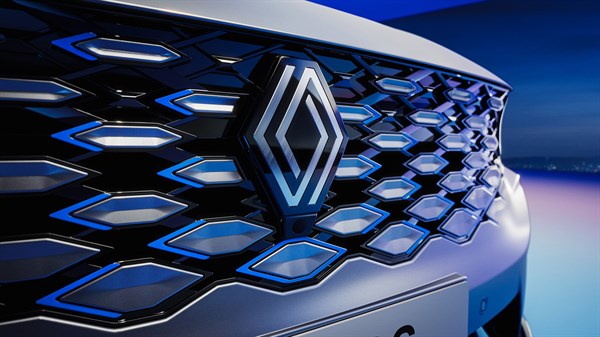 Renault Koleos full hybrid E-Tech  - signature grille